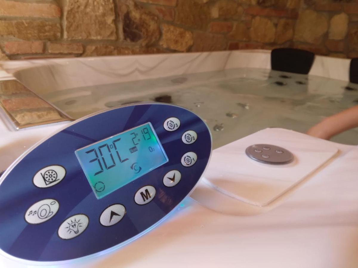 Agriturismo Podere Biancospino Piscina Privata Кианчано Терме Екстериор снимка
