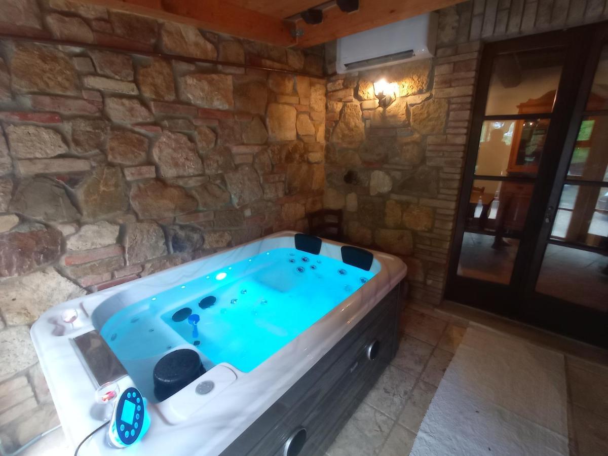 Agriturismo Podere Biancospino Piscina Privata Кианчано Терме Екстериор снимка